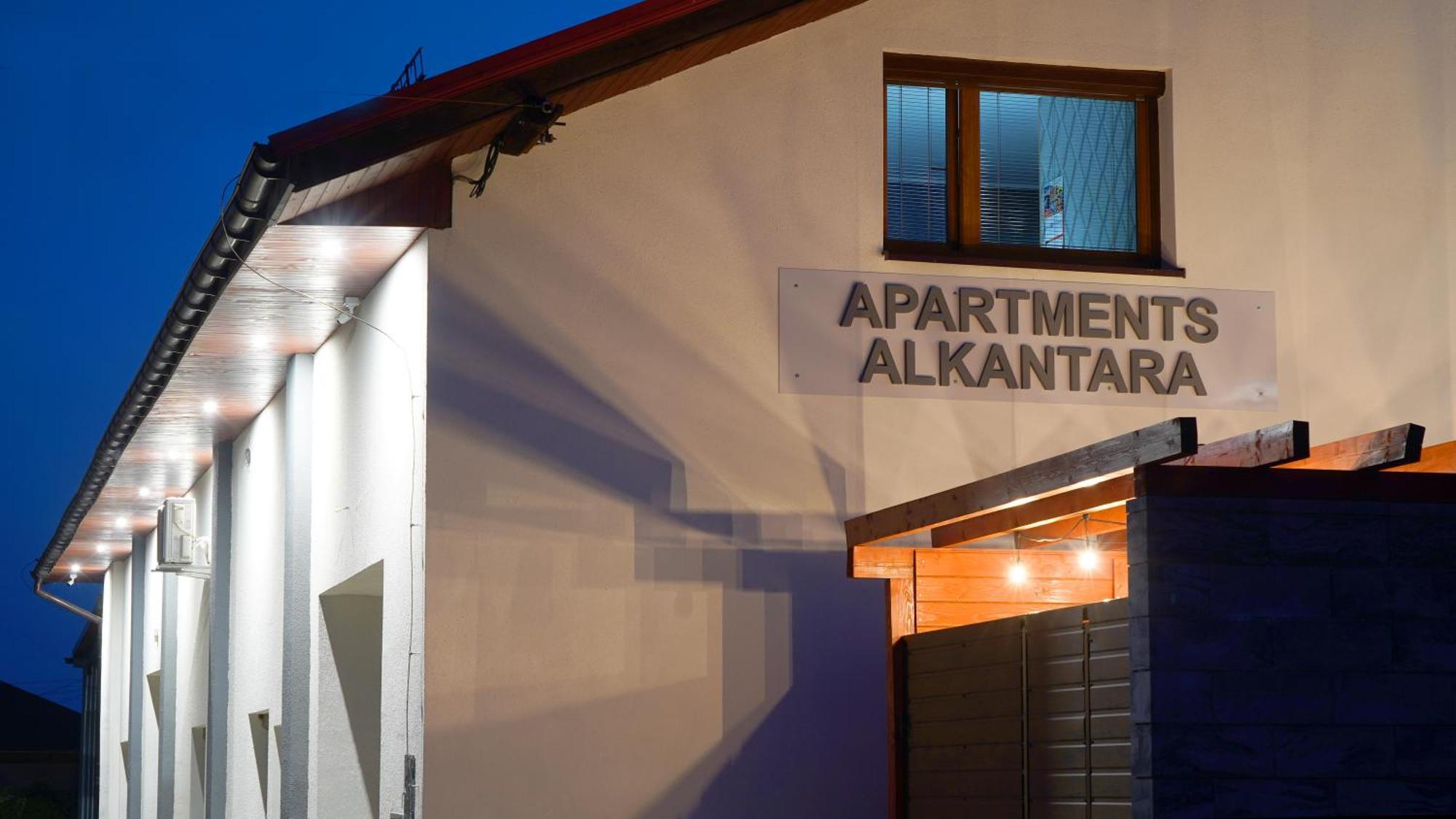 Apartments Alkantara Хжанув Экстерьер фото